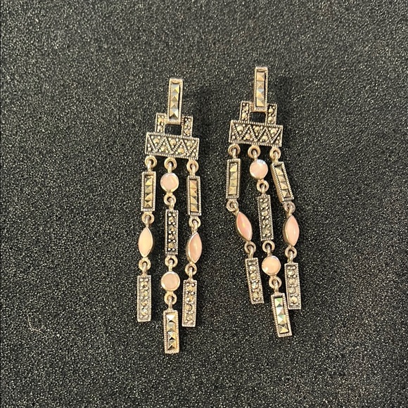Macy's Jewelry - Elegant Silver Dangle Earrings 925